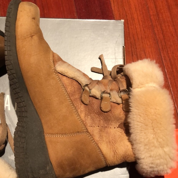 La Canadienne  🎉host pick🎉Laila shearling boots - Picture 4 of 13